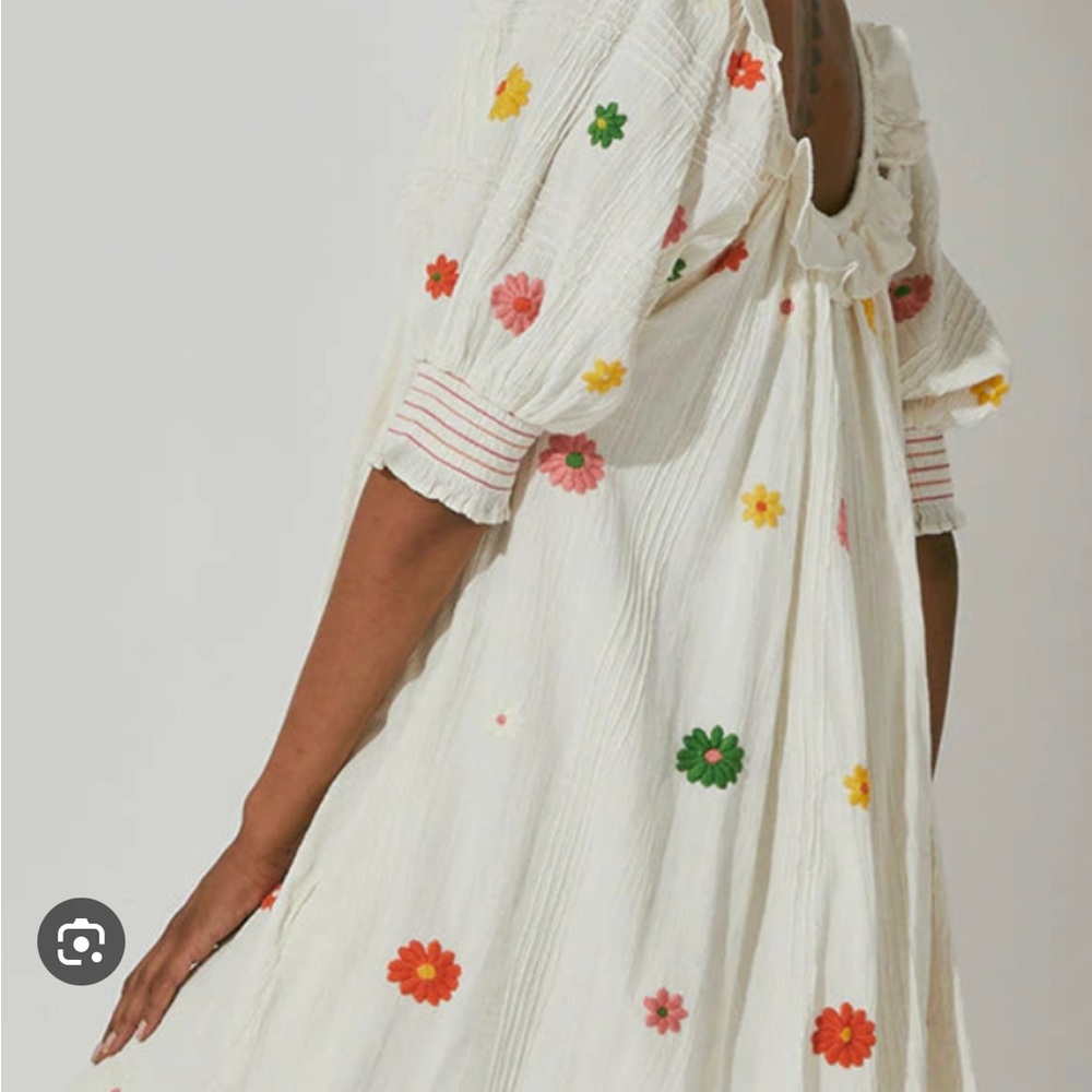 Cleobella Eleanor embroidered mini dress. Medium, new with tag. - Picture 2 of 4